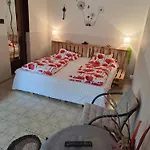 Apartamento Tóváros
