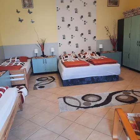 Apartment Tovaros Vendeghaz