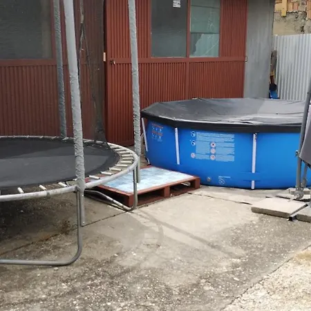 Апартаменты Tovaros Vendeghaz Абадсалок