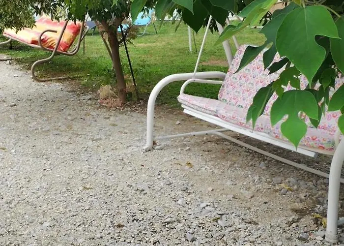 Tovaros Vendeghaz Abadszalok