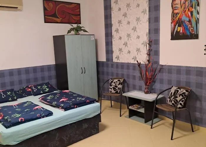 Tovaros Vendeghaz Abádszalók
