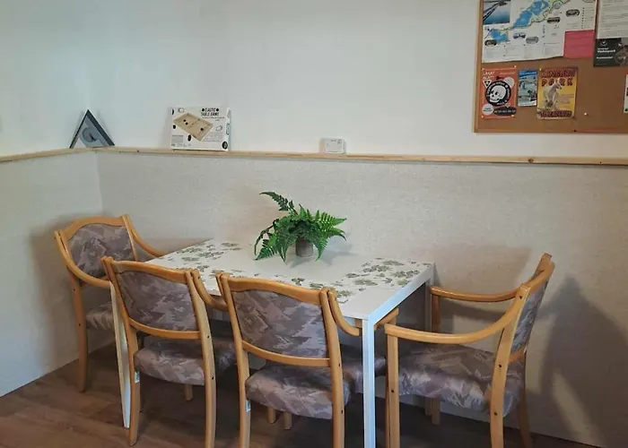 Tovaros Vendeghaz * Abadszalok