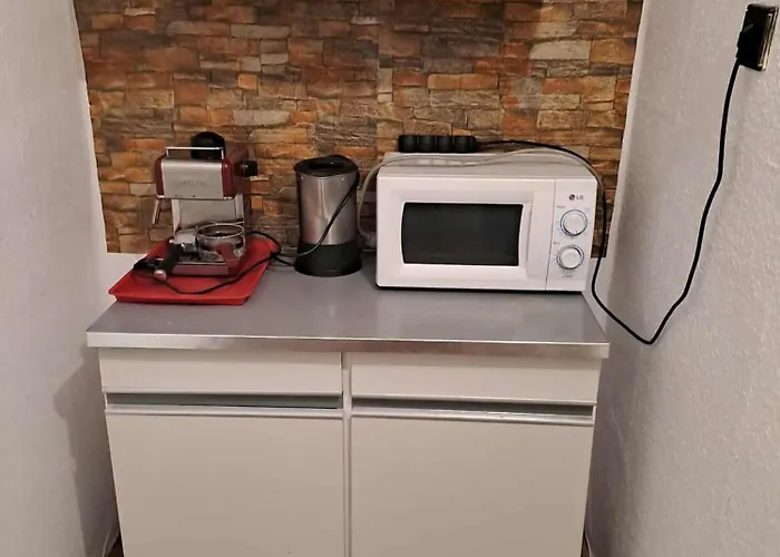 Tovaros Vendeghaz Abadszalok